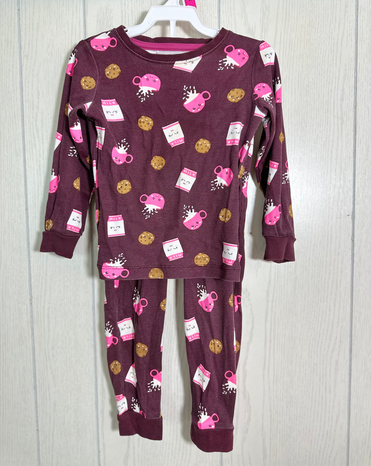 Pyjama à petits biscuits,lait 3T